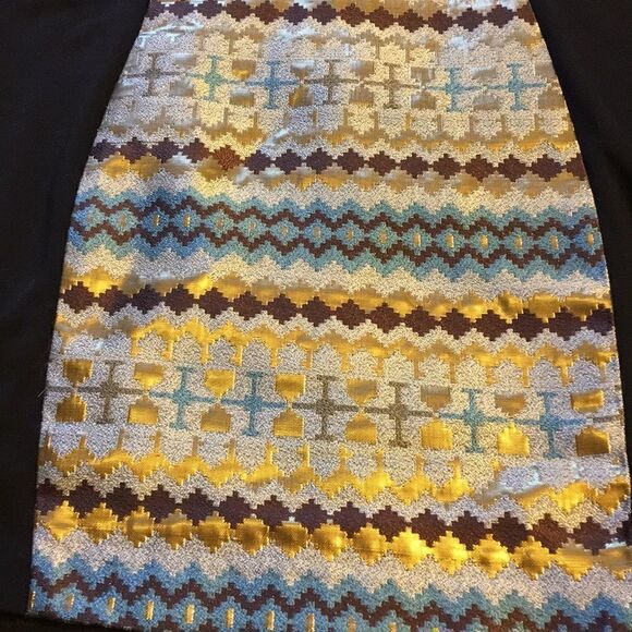 Ladies Ambar Metallic Dress - Picture 6 of 9